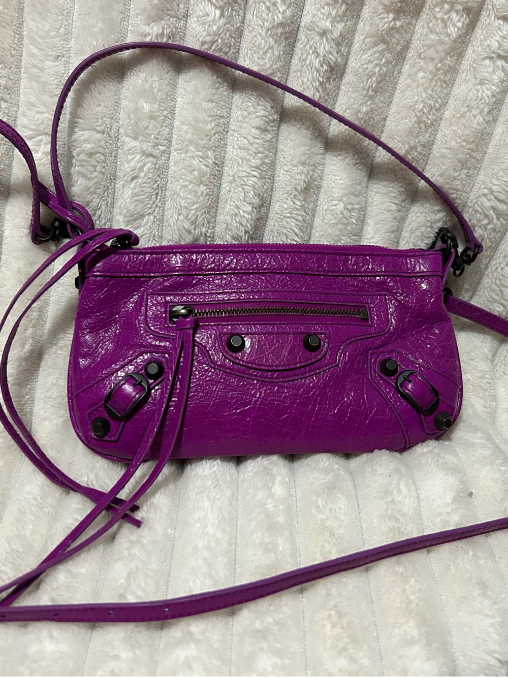 Authentic Balenciaga Bright Fuchsia (Azalee) Le City Pouch on Strap - Picture 2 of 10